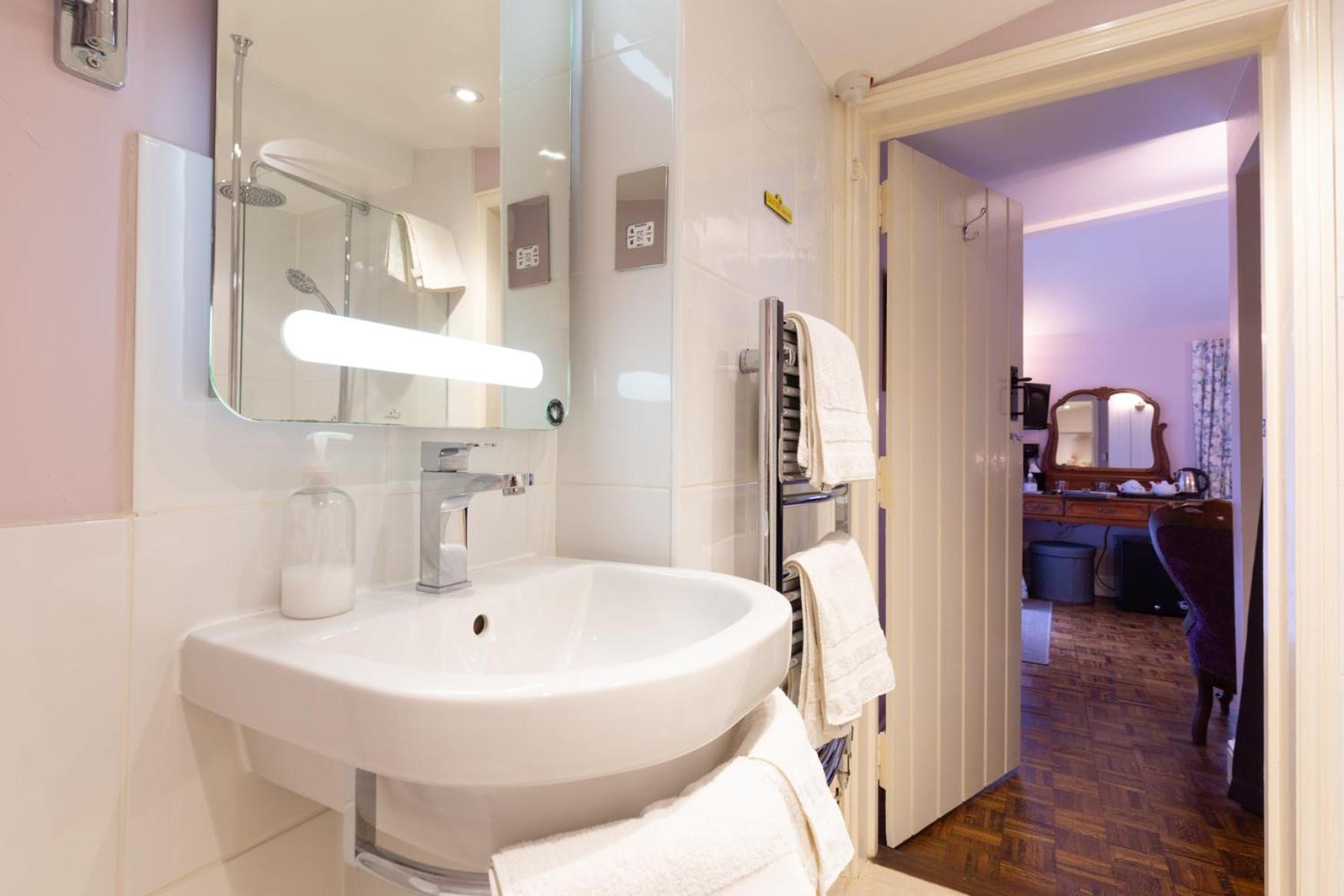 Eye  Frogs Hall B&B מראה חיצוני תמונה